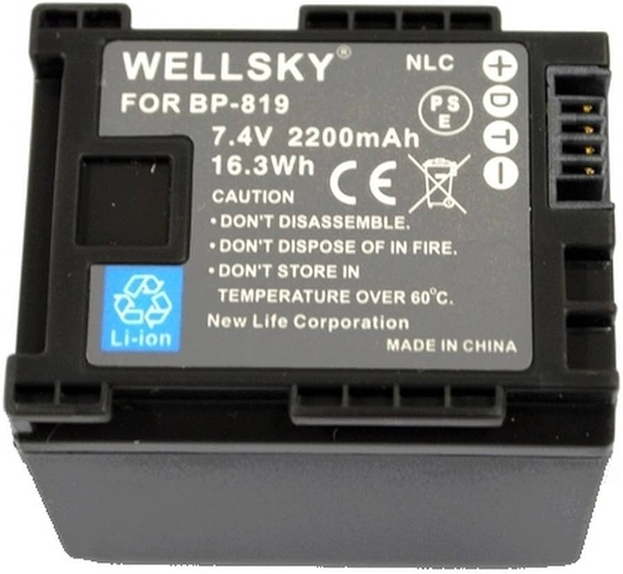 Canon80D ボディ バッテリー3つセット 送料込！ Canon80D ボディ バッテリー3つセット 送料込！ Canon80D ボディ